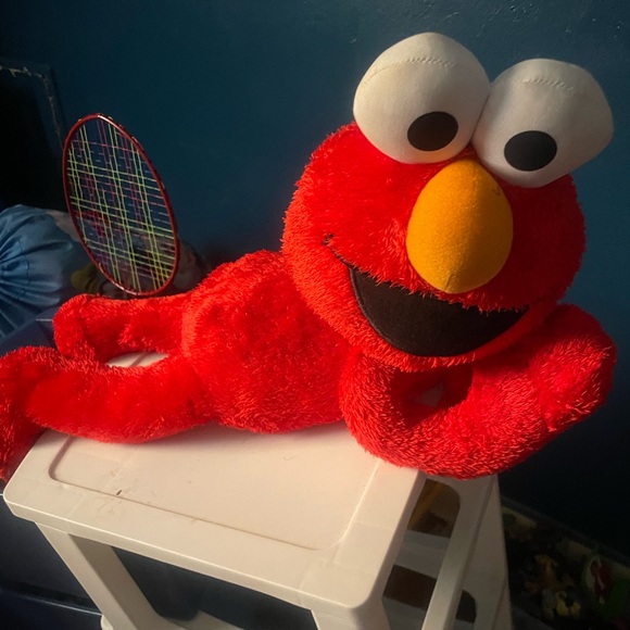 Sesame Street Lazy Elmo plush $18 - Picture 2 of 2
